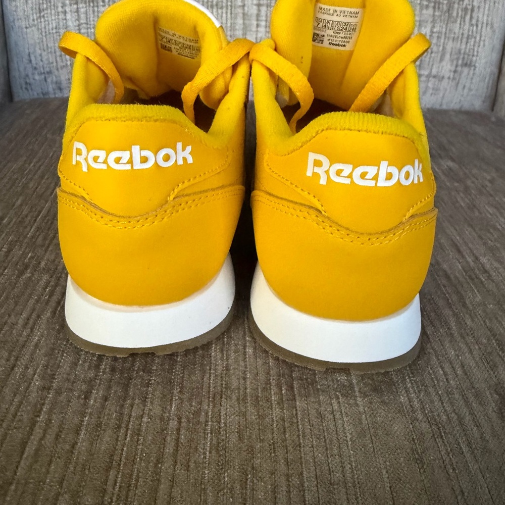 Reebok Classic Leather Sneakers - Yellow - Picture 4 of 7